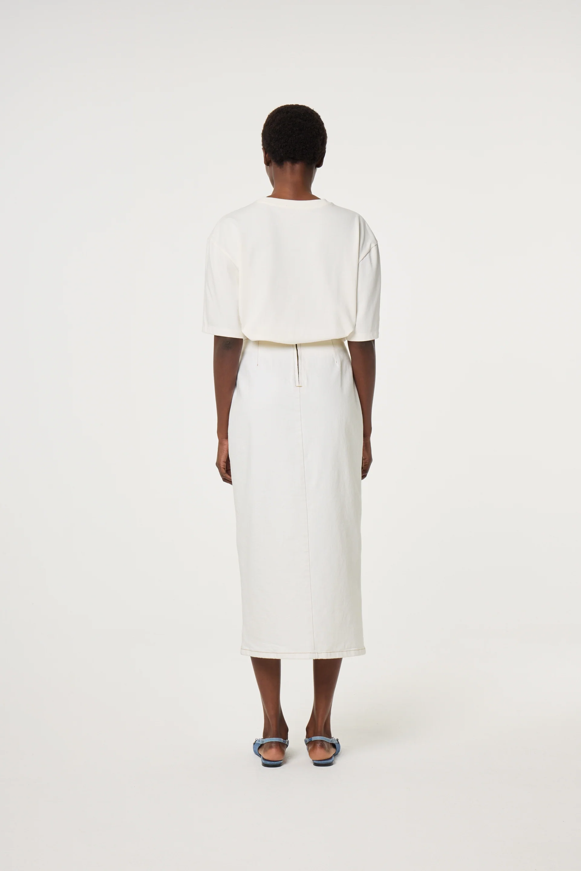 Benja T-shirt | Cosy White - Image 3