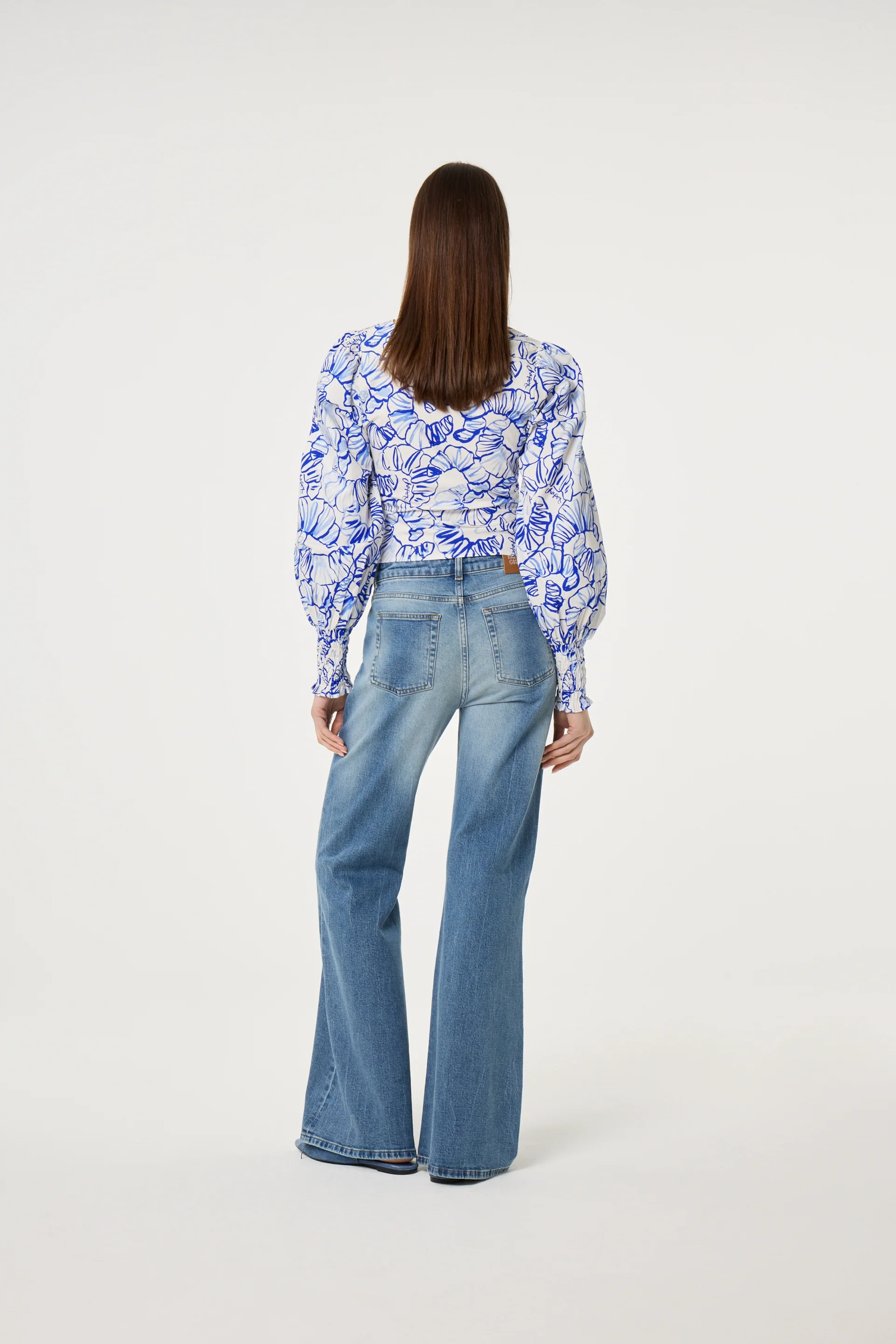 Madeleine Top | Cosy White/Cobalt - Image 3